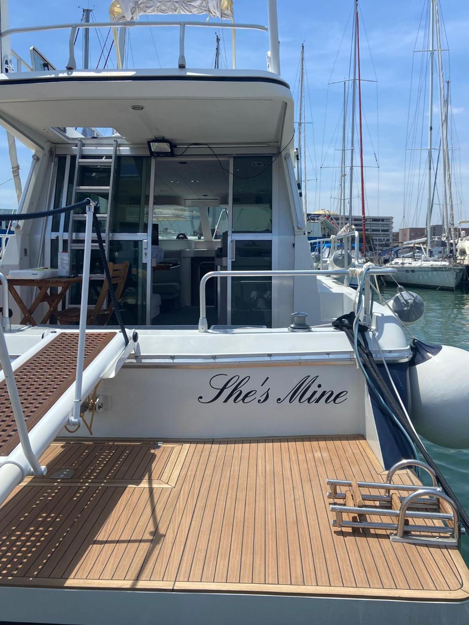 Bateau-hôtel She's Mine Yacht